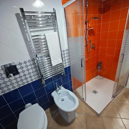 Vestigia Pompeiana بومبيي