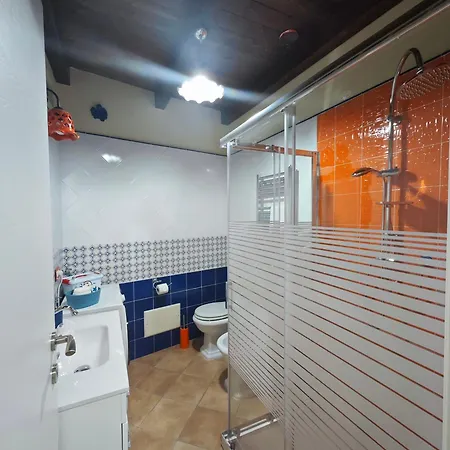 Vestigia Pompeiana شقة *